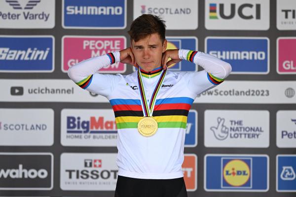 Remco Evenepoel took the rainbow jersey once again after winning the men's time trial World Championships