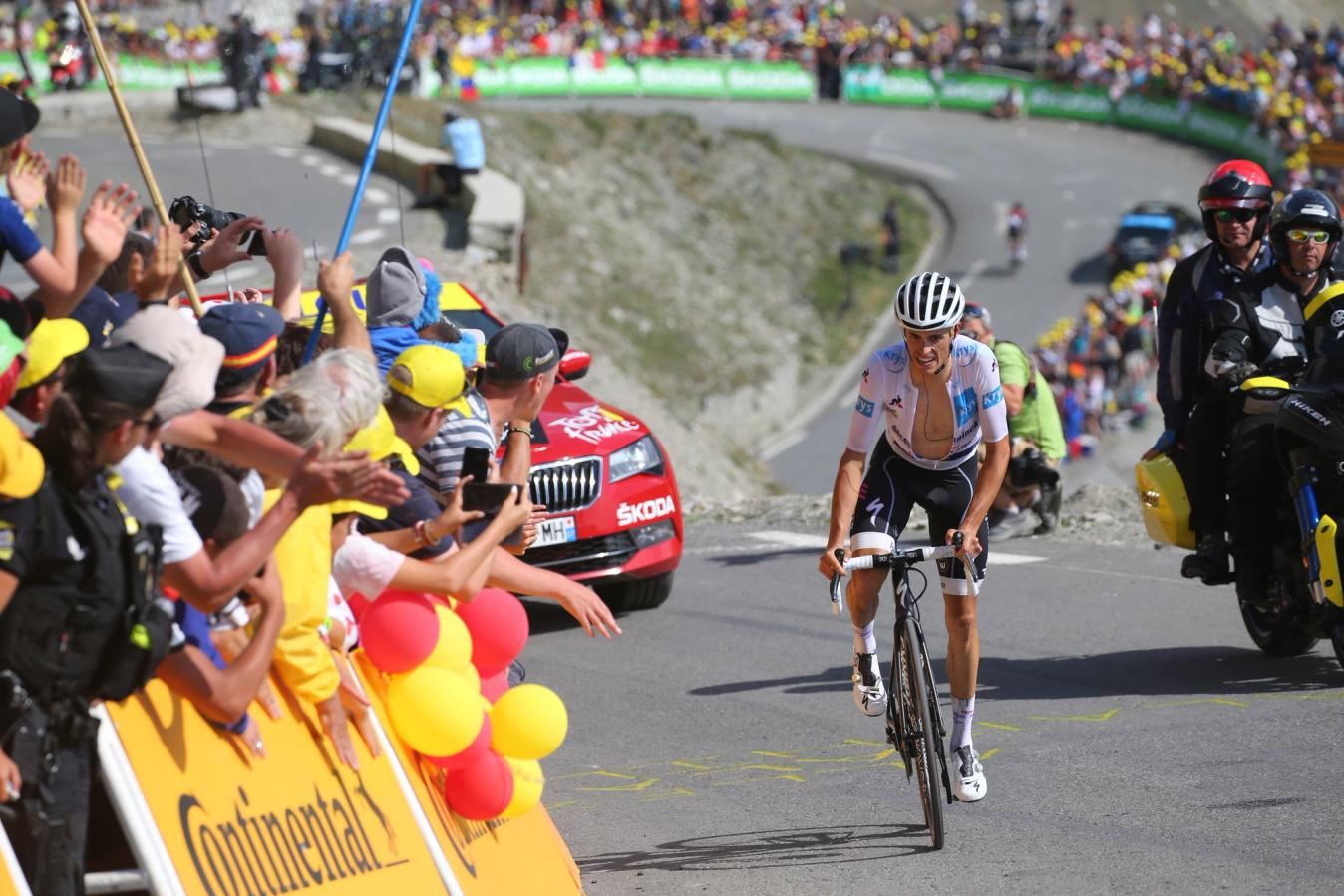 Enric Mas lost his white jersey to Egan Bernal on the Tourmalet during the 2019 Tour de France