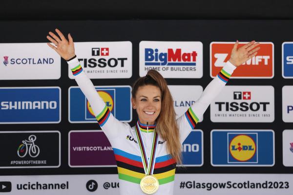 Pauline Ferrand-Prévot added another rainbow jersey to her collection