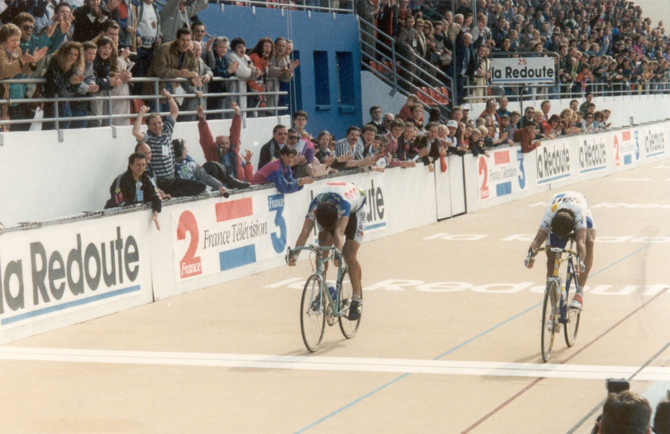 Gilbert Duclos-Lassalle beast Franco Ballerini at the 1993 Paris Roubaix
