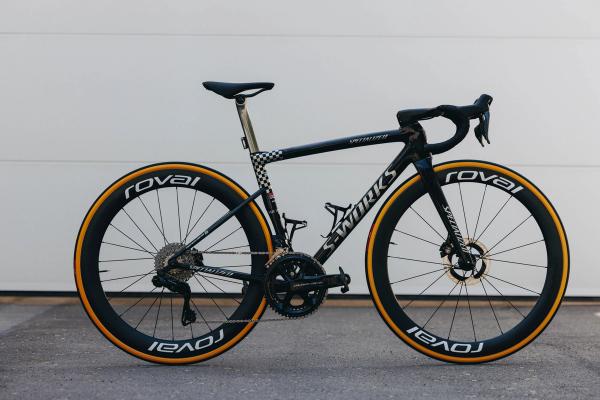As reigning Belgium champion Specialized have produced this custom frame for Remco Evenepoel
