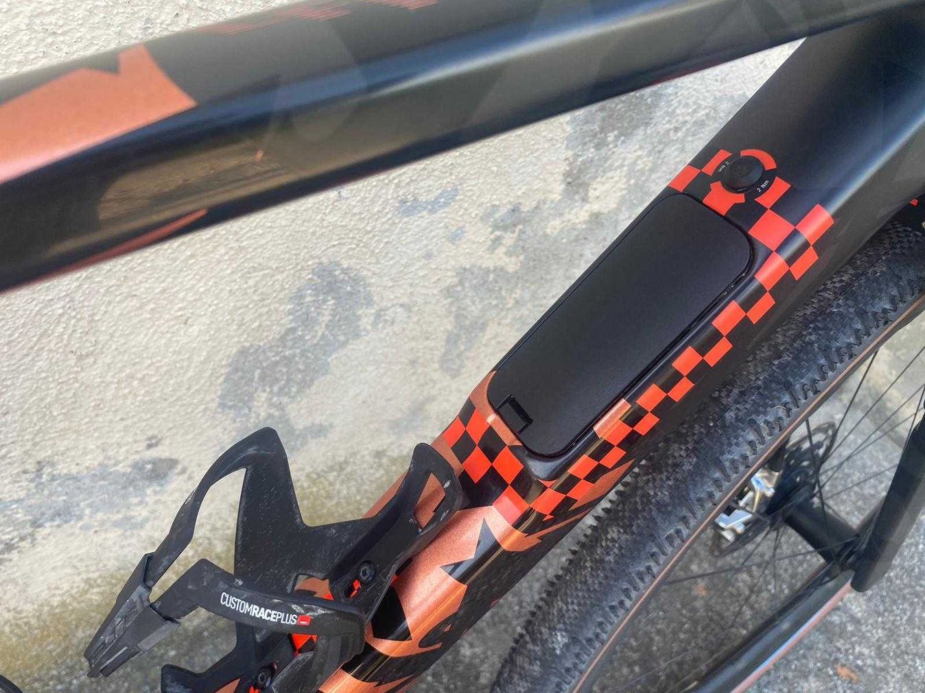 The new Grail has in-frame storage on the head tube