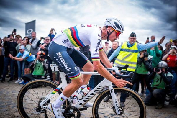 Mathieu van der Poel on his way to the win at Paris-Roubaix