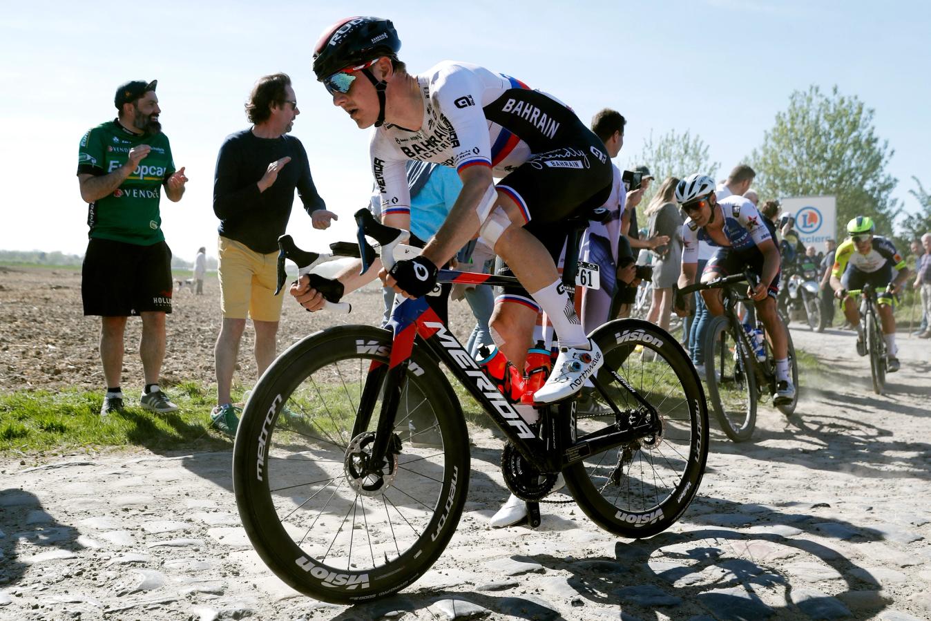 Matej Mohorič was one of the favourites riding the 2022 Paris-Roubaix on 32mm tyres
