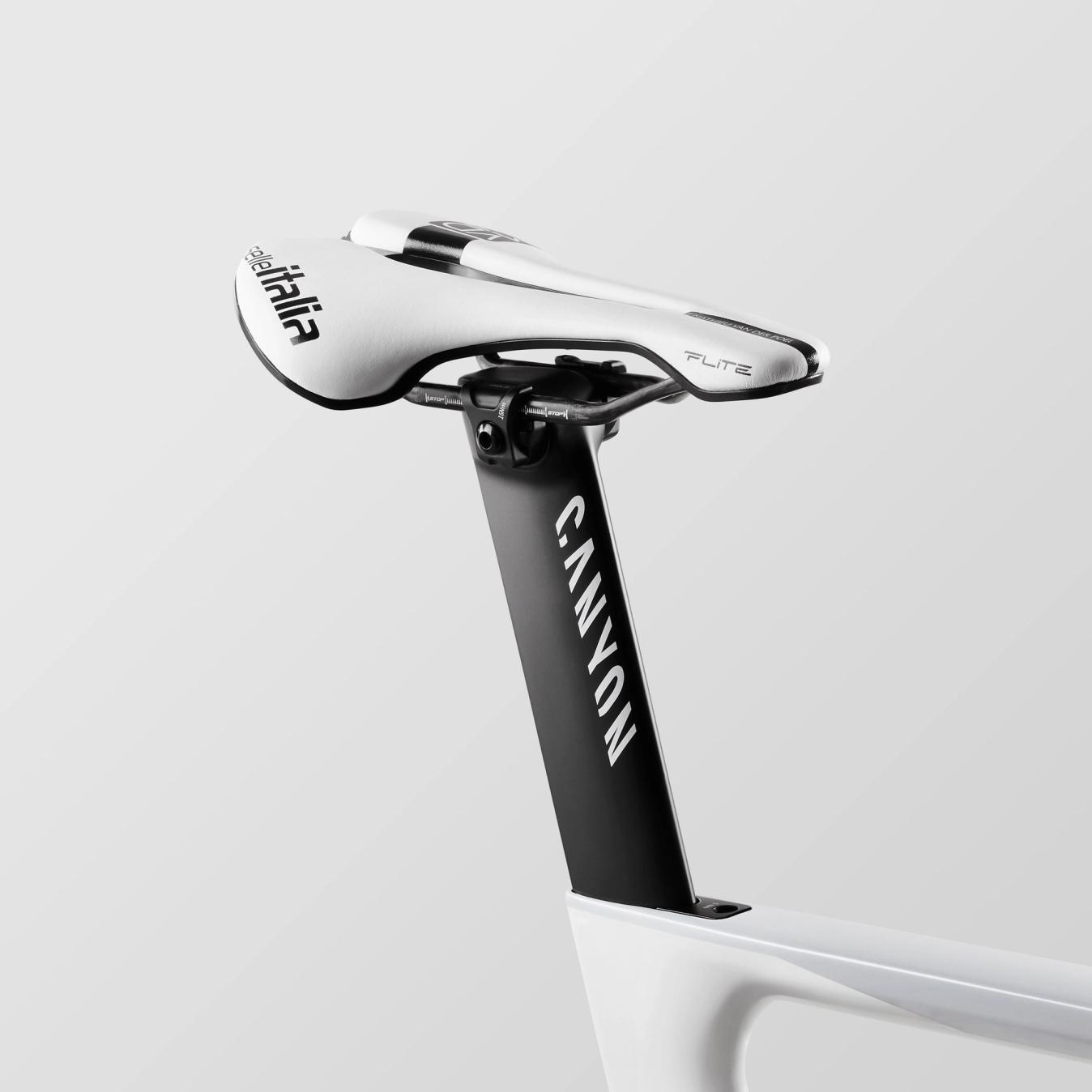 Unique van der Poel-inspired features include a limited-edition saddle.