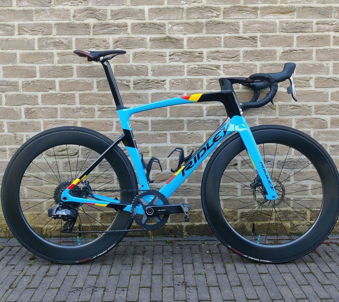 There are no points for guessing that the owner of this Ridley Noah Fast lives in Belgium, and what a bike it is, set up with a 1x SRAM Red groupset