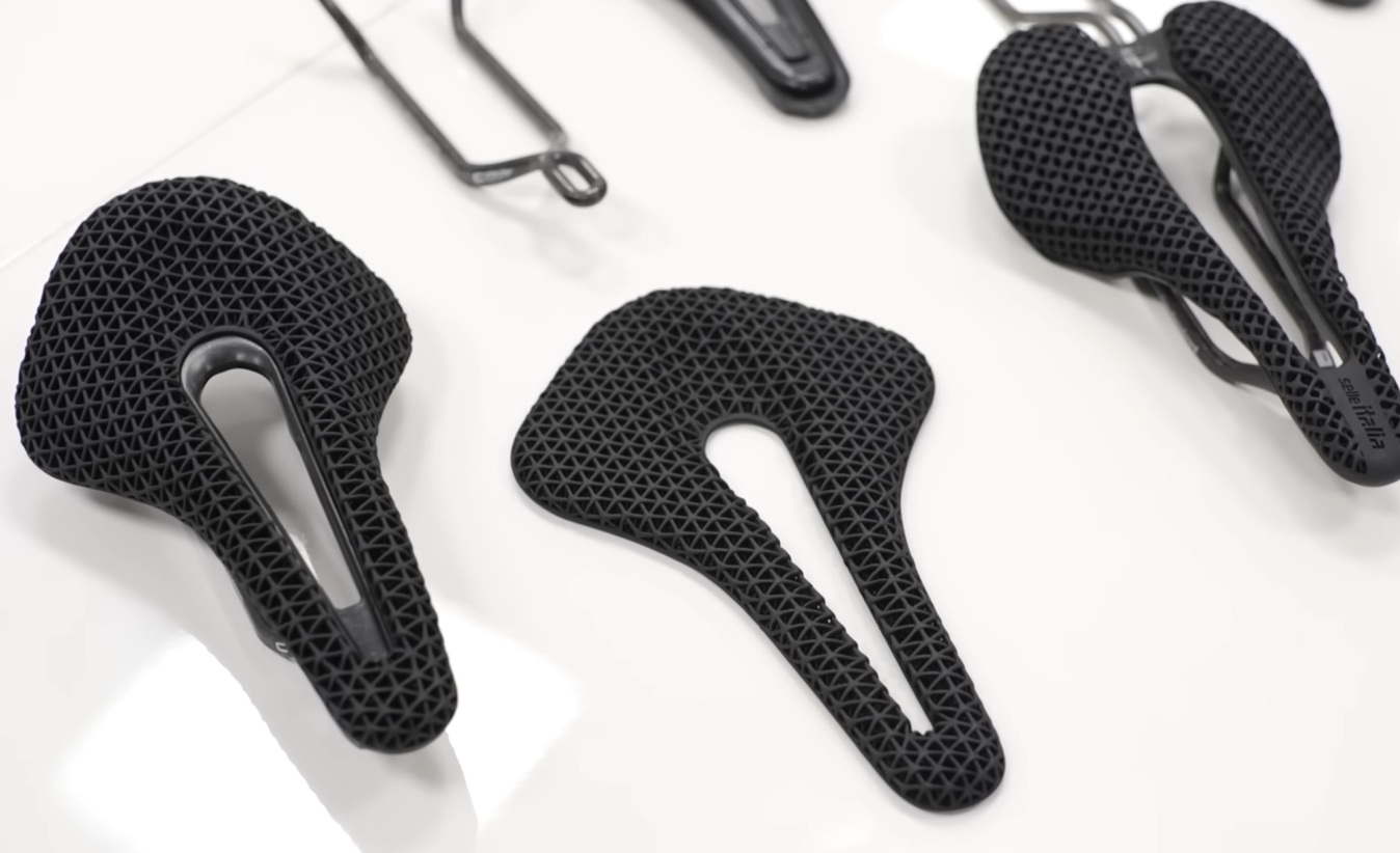 At the cutting edge of saddle design, manufacturers use 3D printed parts