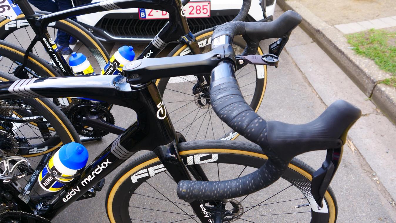 150mm stems are not a common sight in the modern pro peloton