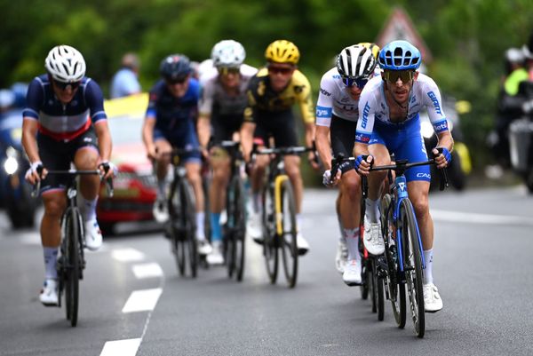   Simon Yates (Jayco AlUla) leads a group of Tour de France GC riders on stage 5