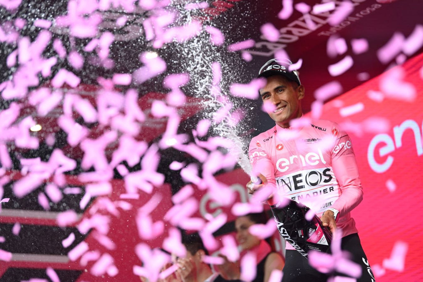 Jhonatan Narváez (Ineos Grenadiers) in the maglia rosa at the Giro d'Italia