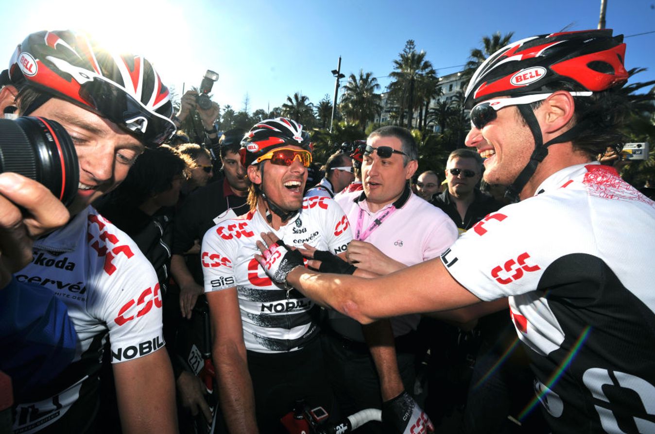 Cancellara and his teammate celebrate his victory in San Remo 