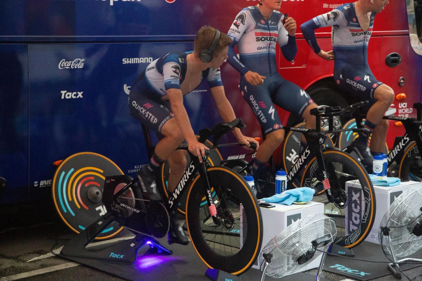 Remco Evenepoel warms up for stage 1 of the Vuelta a Espana