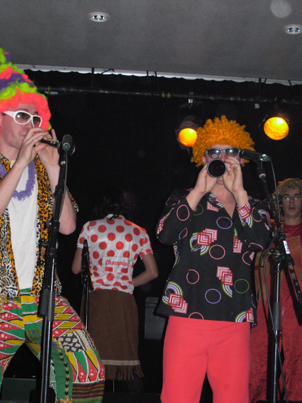Le bal des chapeaux