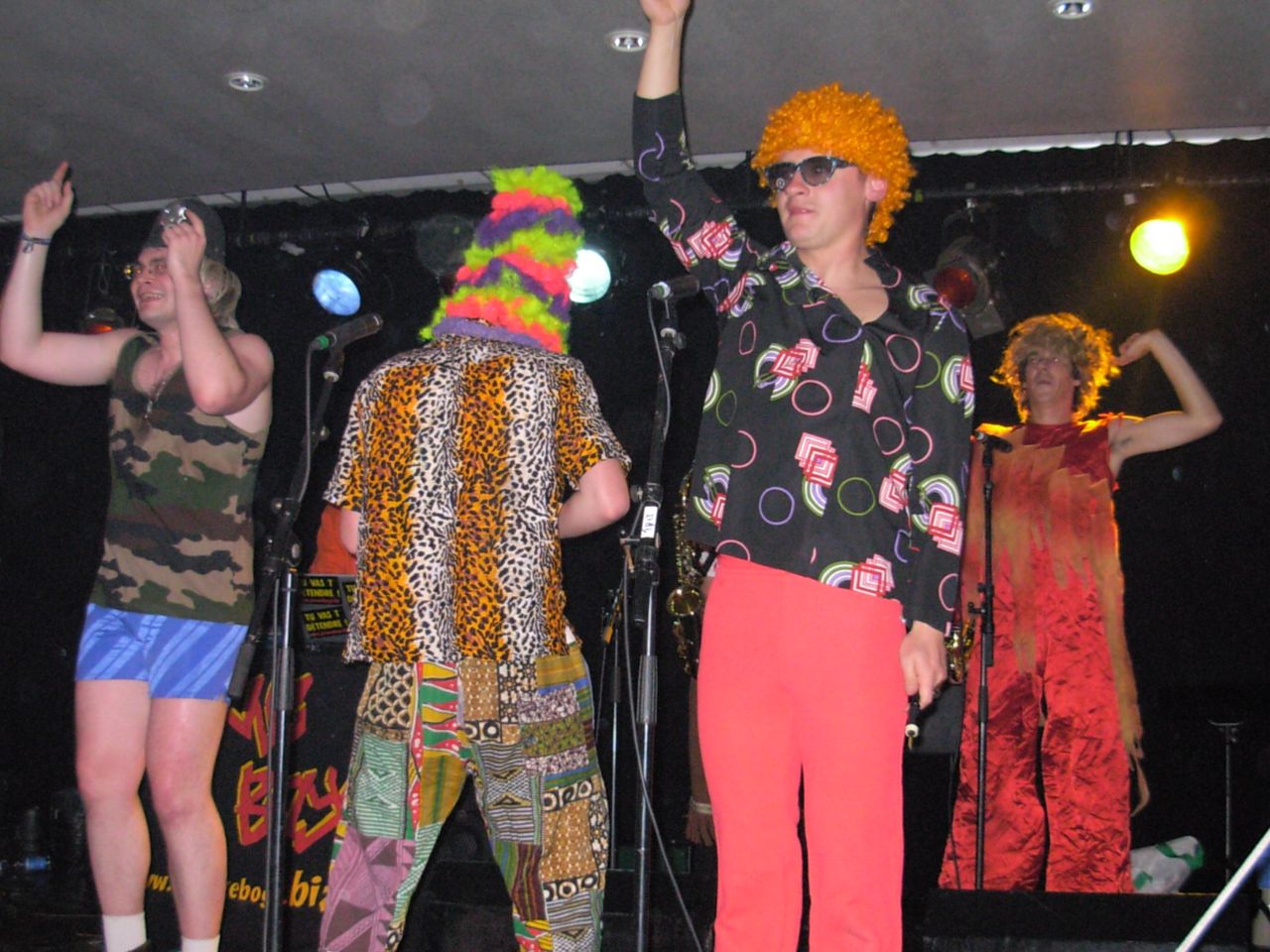 Le bal des chapeaux