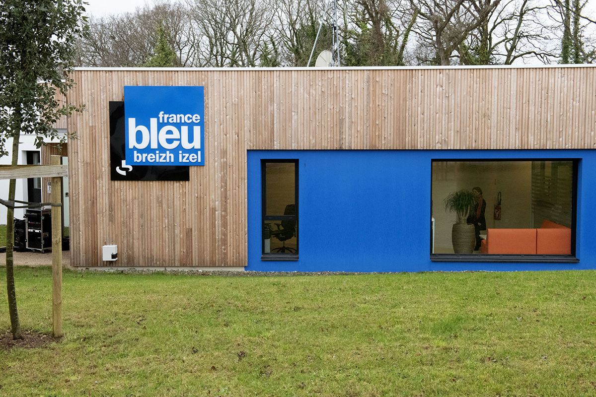 Spot publicitaire pour Kan ar Bed sur France Bleu Breizh-Izel