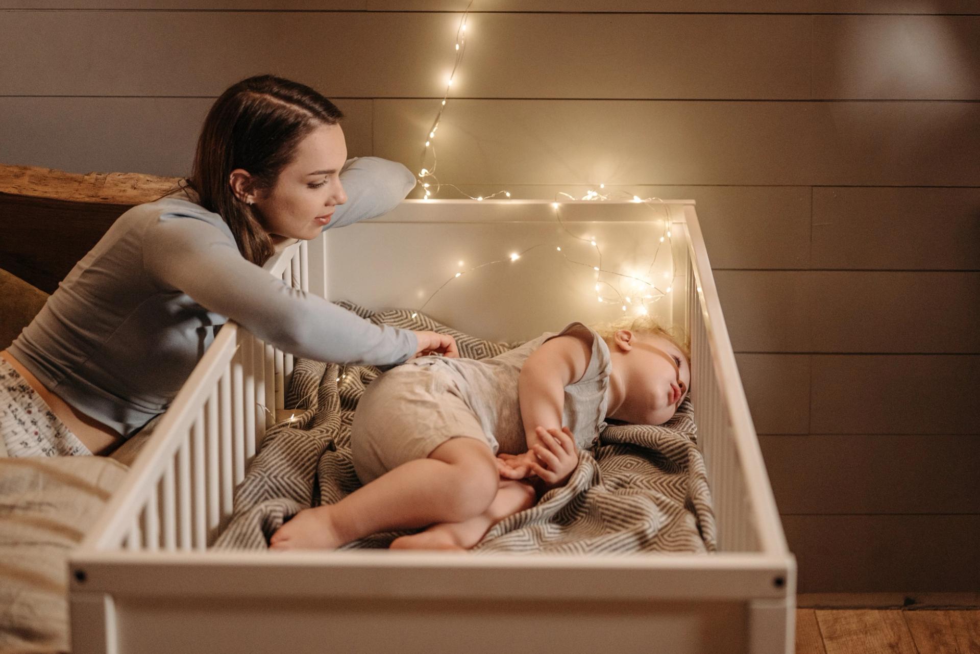 Can a Newborn Sleep in a Mini Crib Bumpy Beds An Ultimate Baby