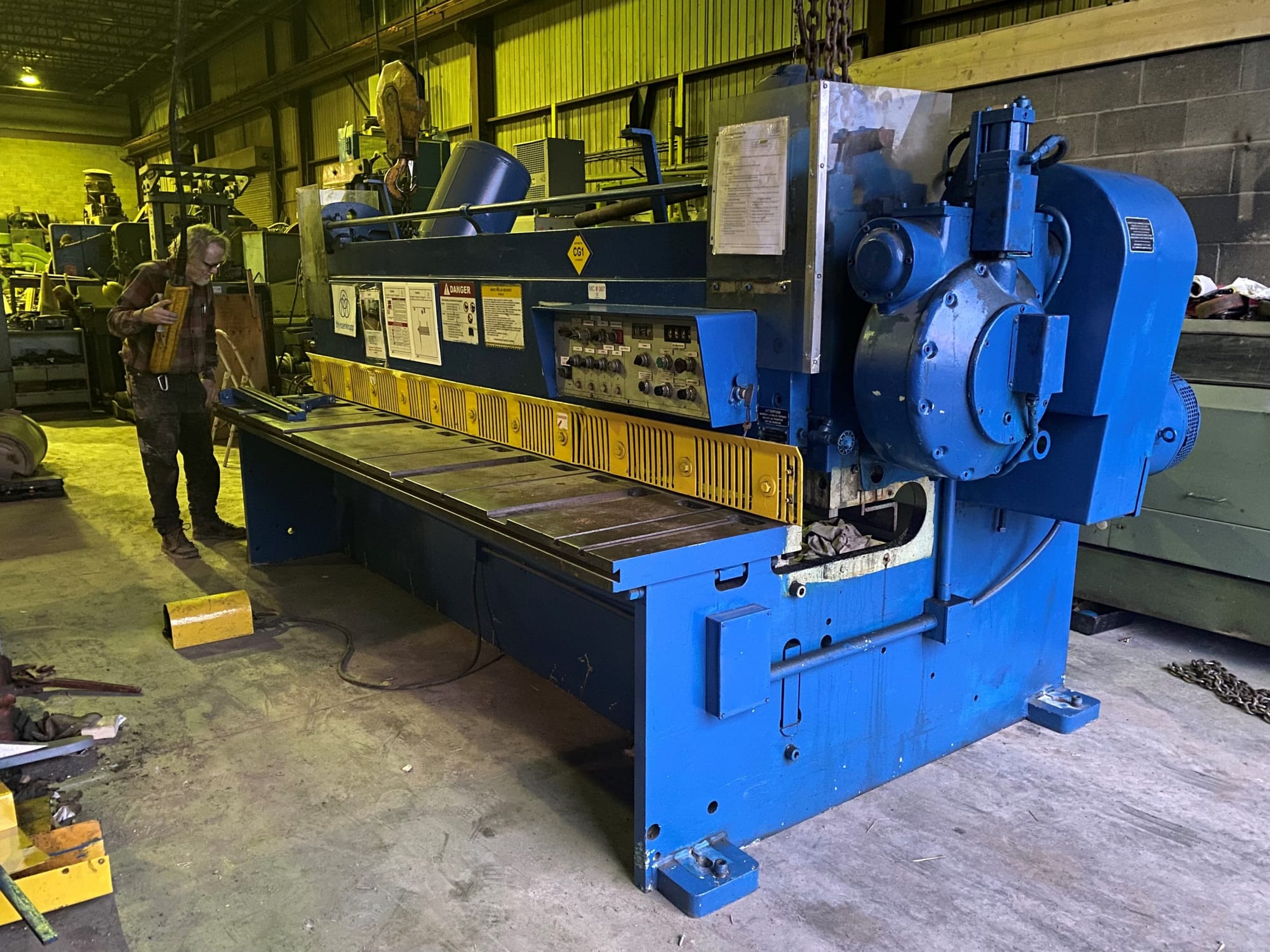 12 ft. x 1/4" Cincinnati Power Squaring Shear, fully equipped