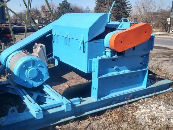 Chipper,Waferizer, 200HP, for wood & logs, ex Domtar, makes 2" chip,REDUCED !