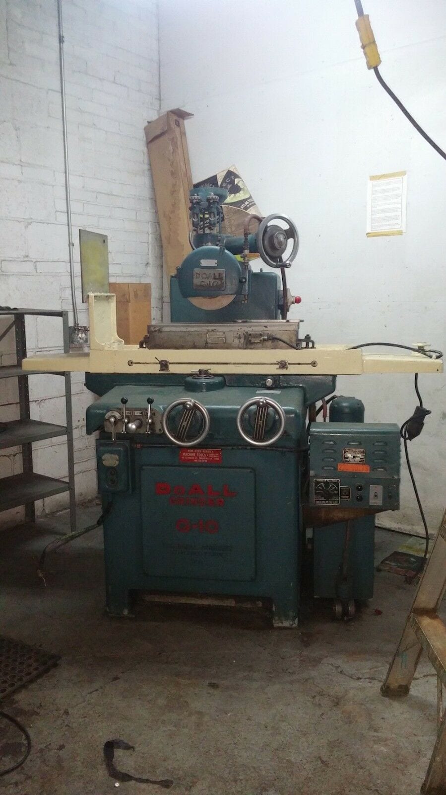DoALL Do-ALL / G10 Surface Grinder 26 Travel Electro Magnetic Chuck Coolant Tank Pump