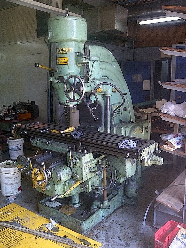 Milwaukee K&T, vert. Milling, Mod. CSM, 13½ x 64”