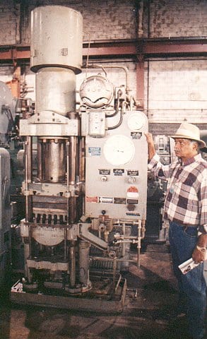 DANIELS" 75 Ton HYDRAULIC PRESS, Downstroke