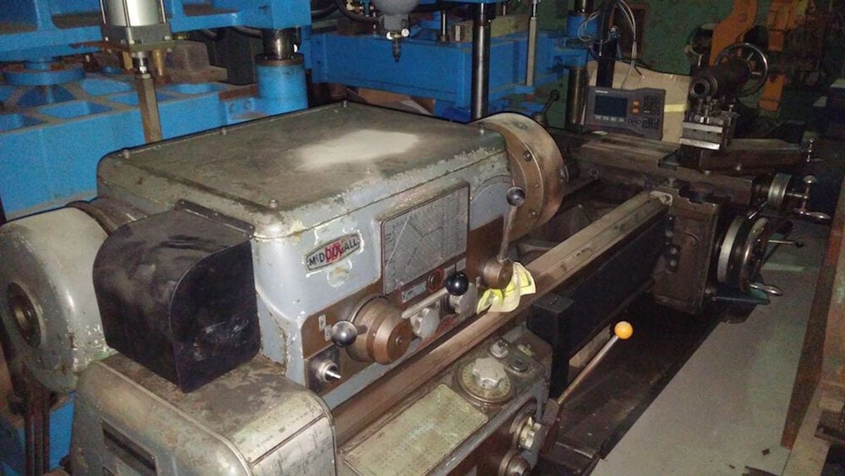 18 x 64 in. btc. VDF Engine Lathe, w/ DRO, All feeds, speeds, V.Good, 2½ in. bore