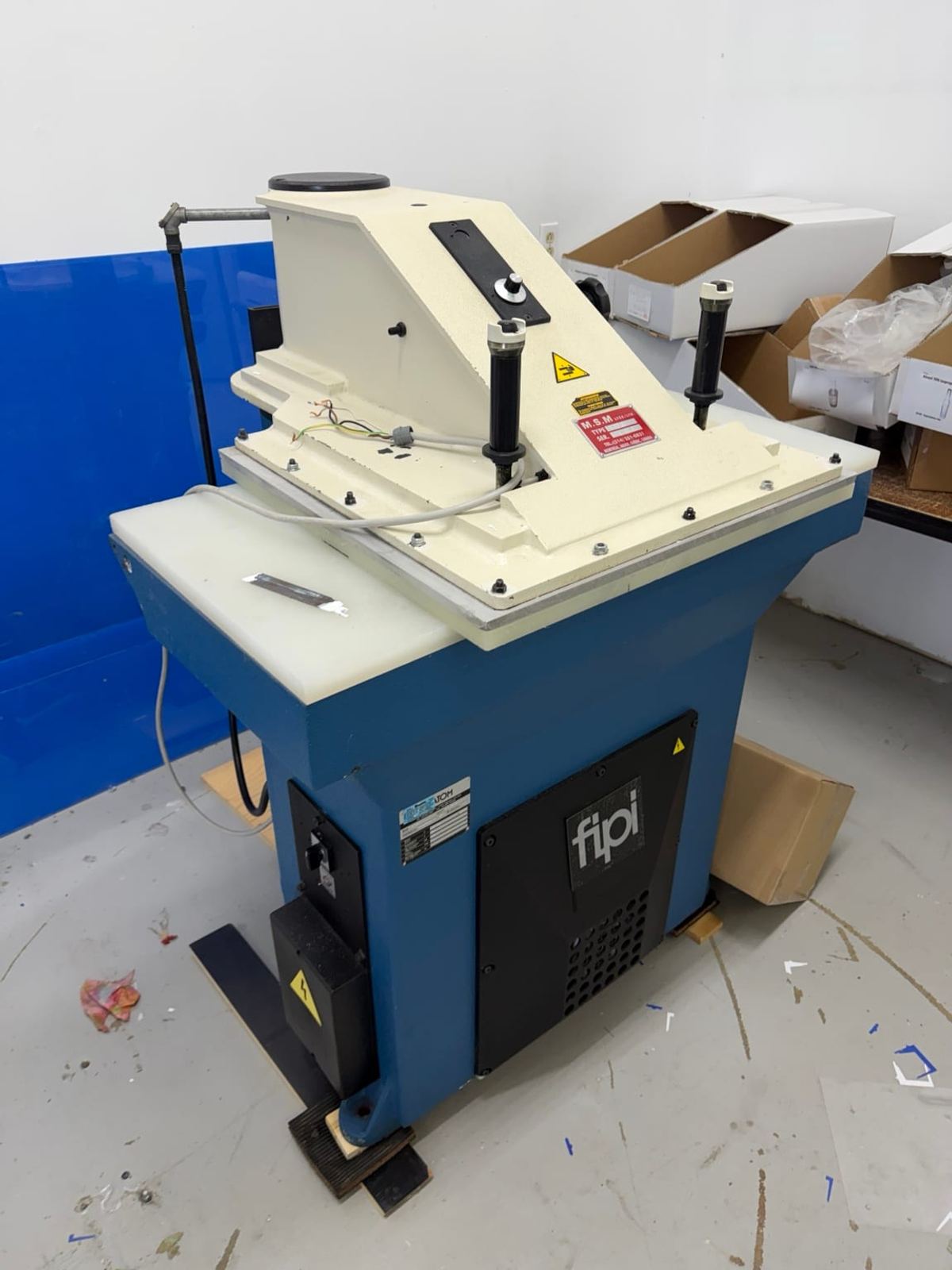 25 Ton ATOM Swing-Head clicker press