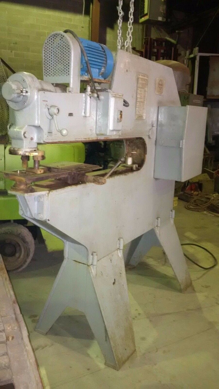Trumpf Metal Former Nibbler 40" throat