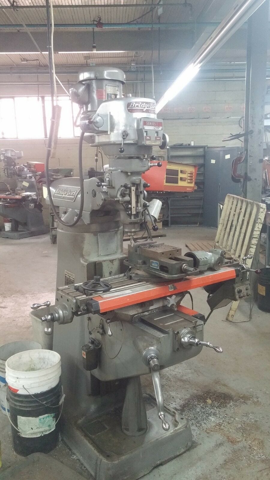Bridgeport Milling Machine, 2 HP, Series 1, with 2 axis DRO