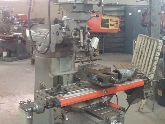 Bridgeport Milling Machine, 2 HP, Series 1, with 2 axis DRO