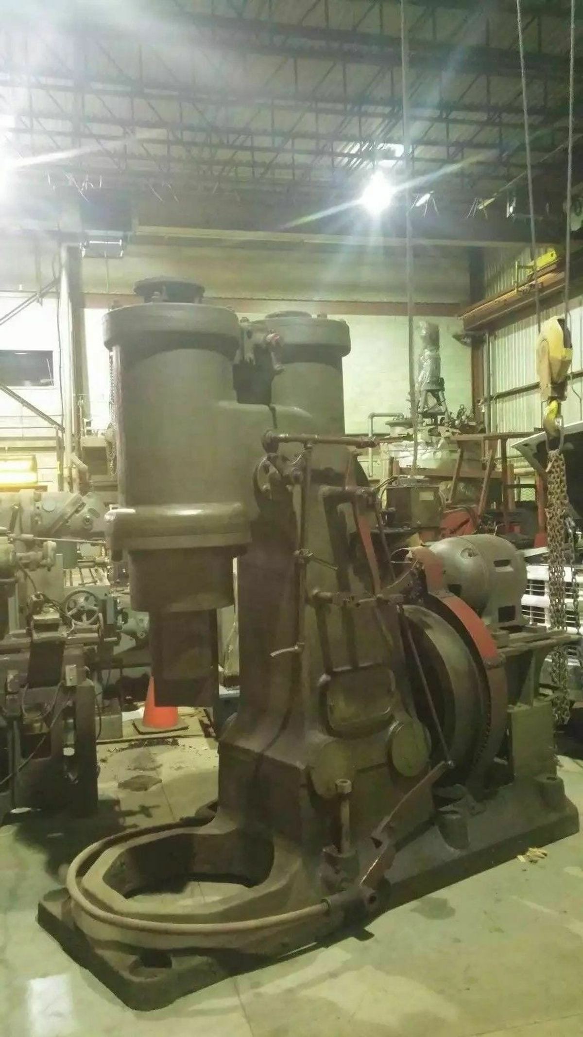 NAZEL 4B 600LBS Blacksmith Power Forging Hammer Pneumatic Self-Contained