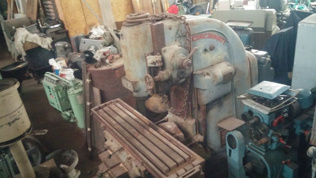Cincinnati no. 3 vertical milling, Table 62½ x 15½ " power feeds, etc.