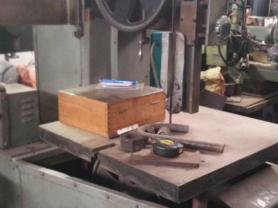Vertical Band Saw, metal cutting, with Welder