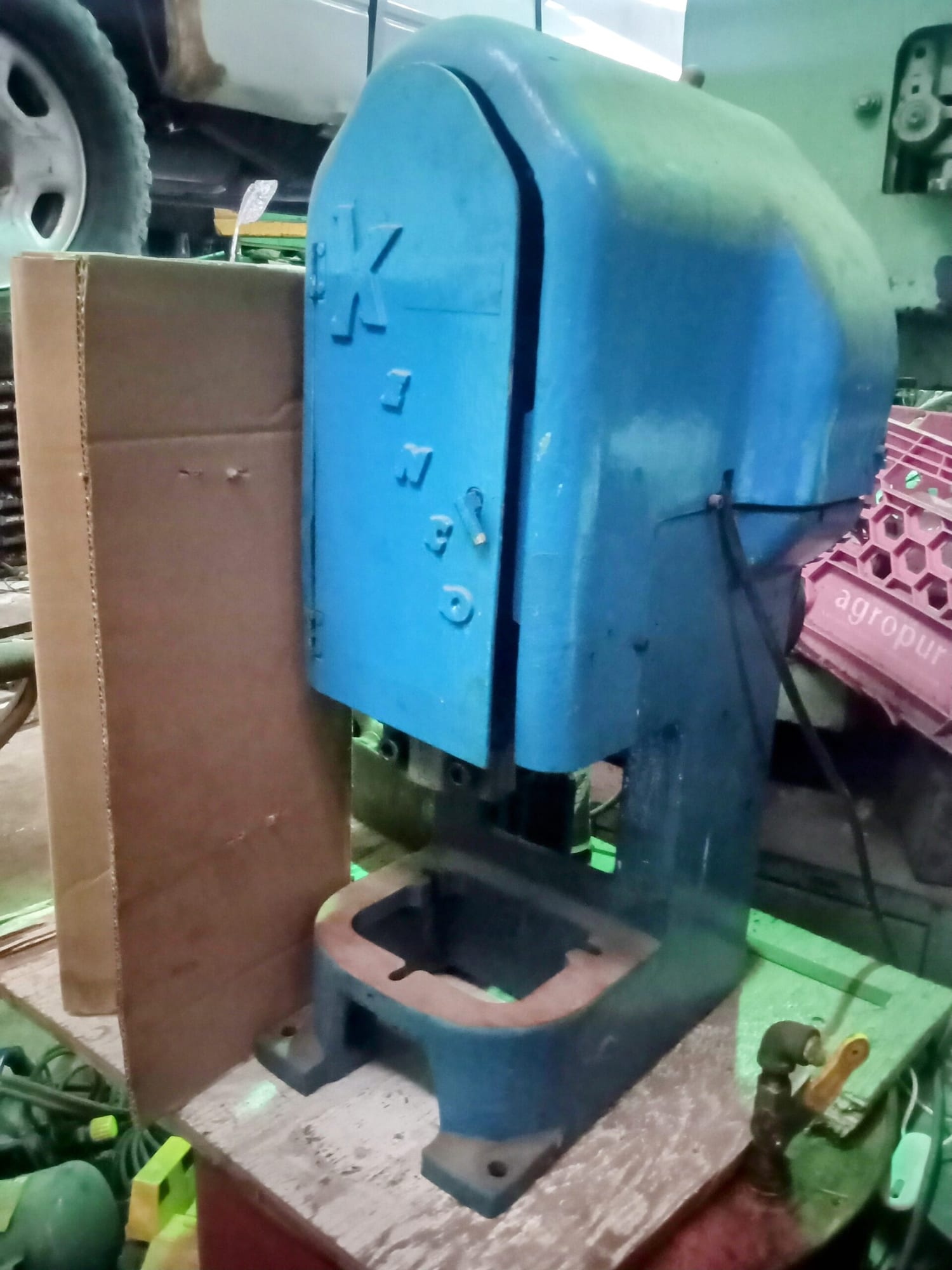 5 ton, Power Mechanical Press. Bench top (Punch Press)