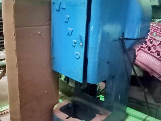 5 ton, Power Mechanical Press. Bench top (Punch Press)