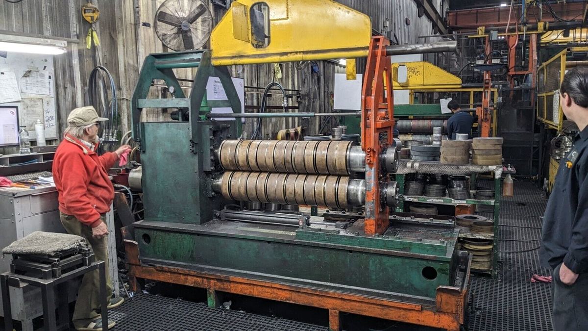 Coil Slitting Line 60" Herr-Voss-Cinci, 570-1920 FPM w/ complete banding & upgrades