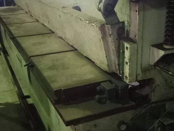 10 ft x 1/4" Power Shear, Keetona (UK) w/ back gauge