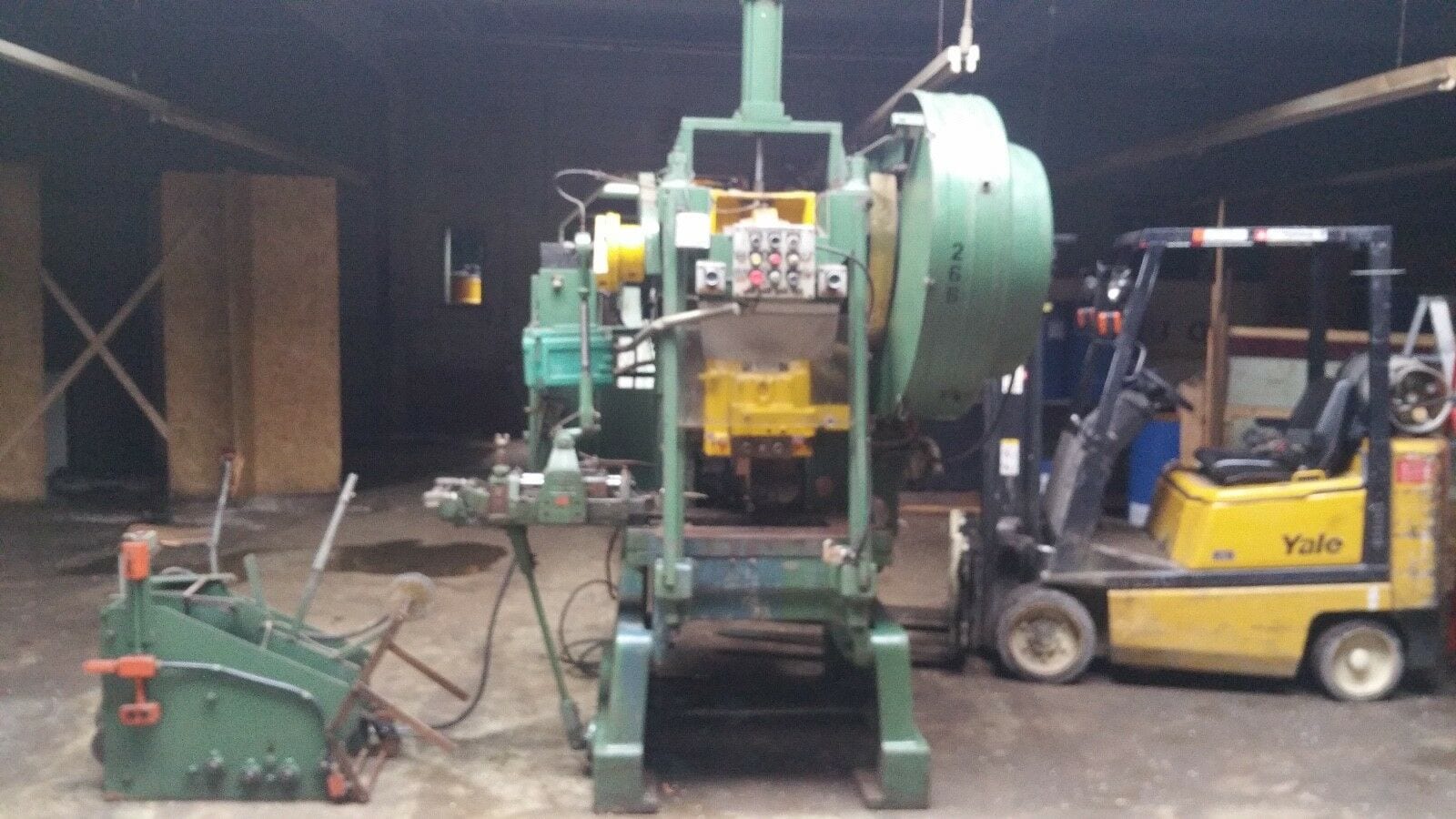 45 Ton V&O punch press Air Clutch adjustable slide great condition