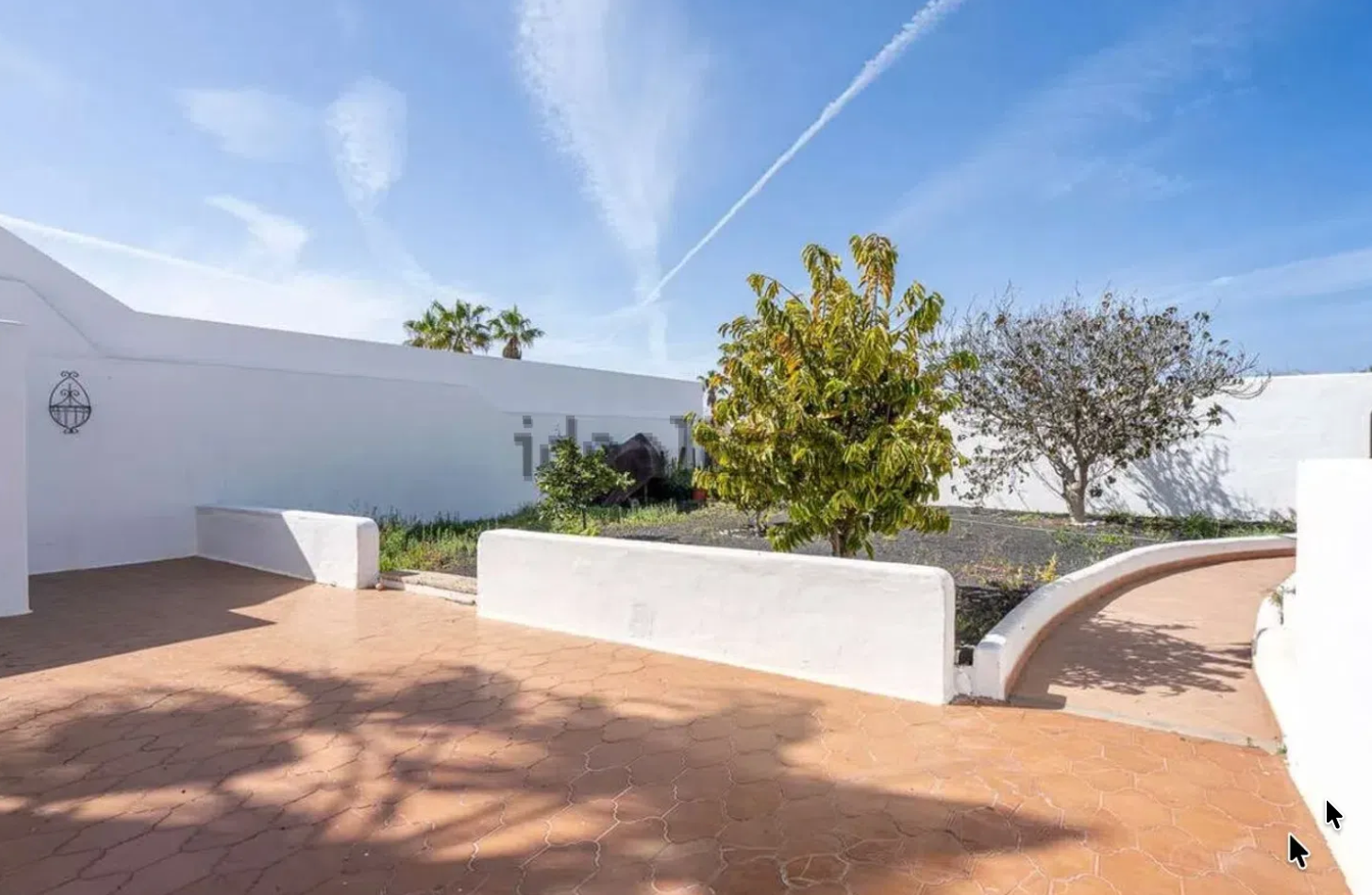 Detached Villa in El Cable-La Concha
