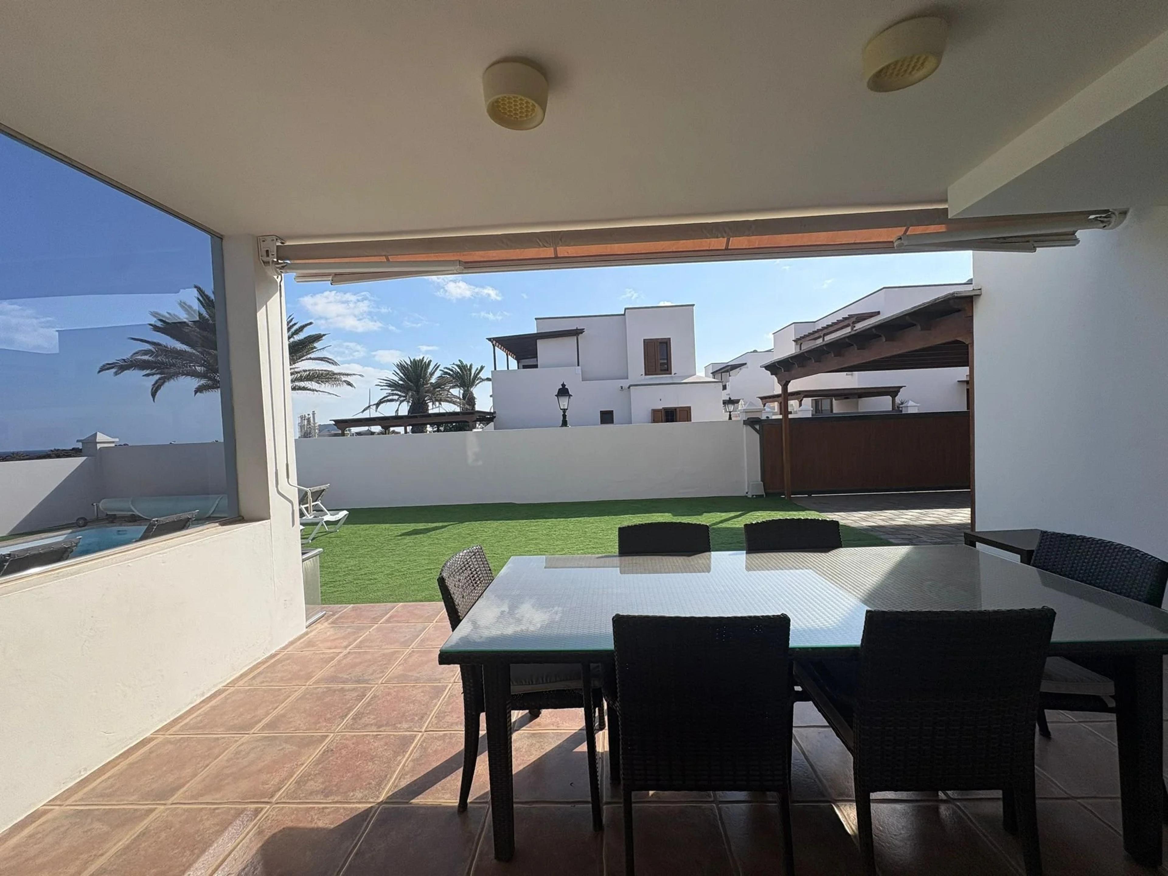 Villa with private pool, Costa Teguise — Costa Teguise (3)