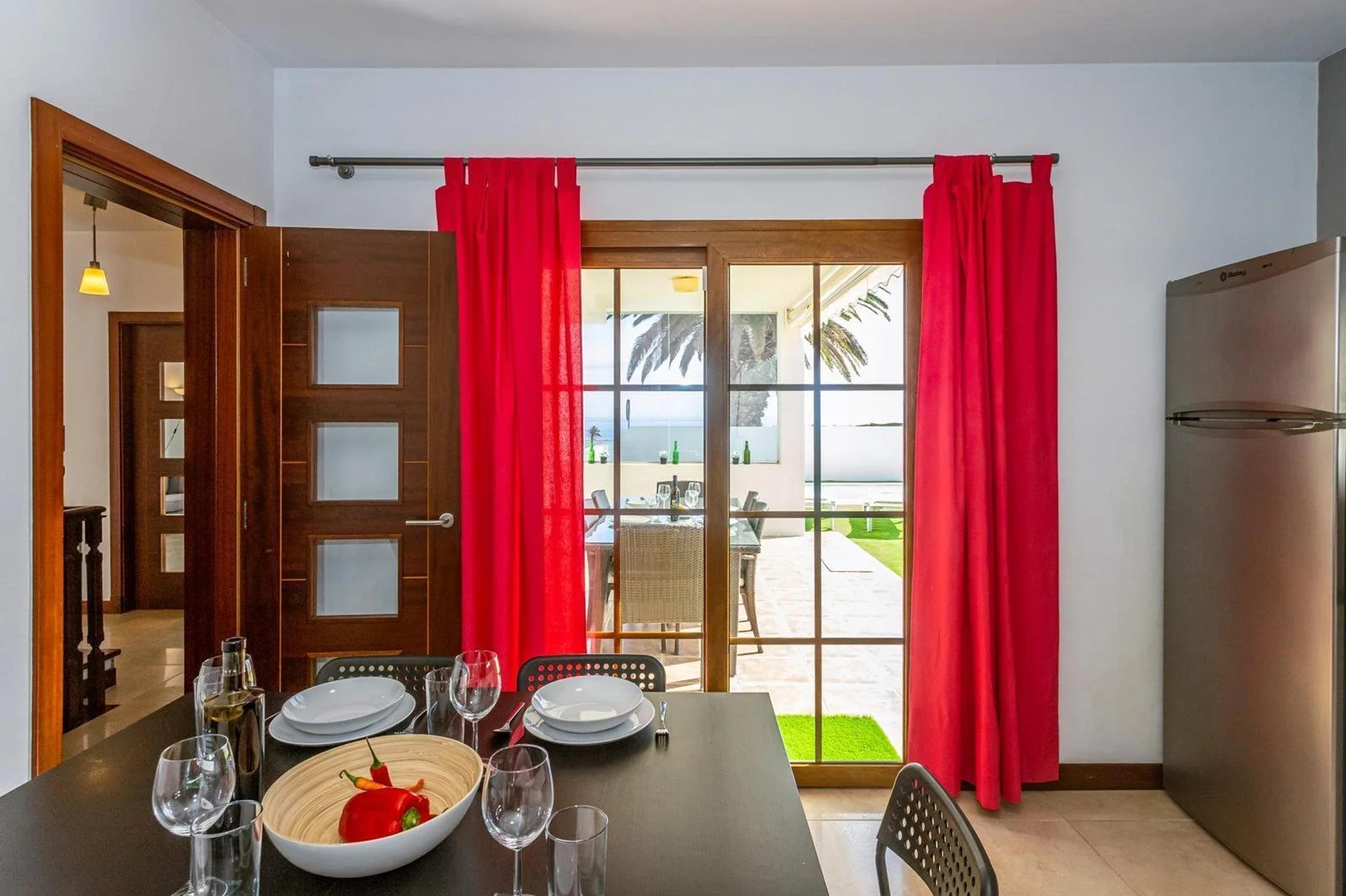 Villa with private pool, Costa Teguise — Costa Teguise (40)