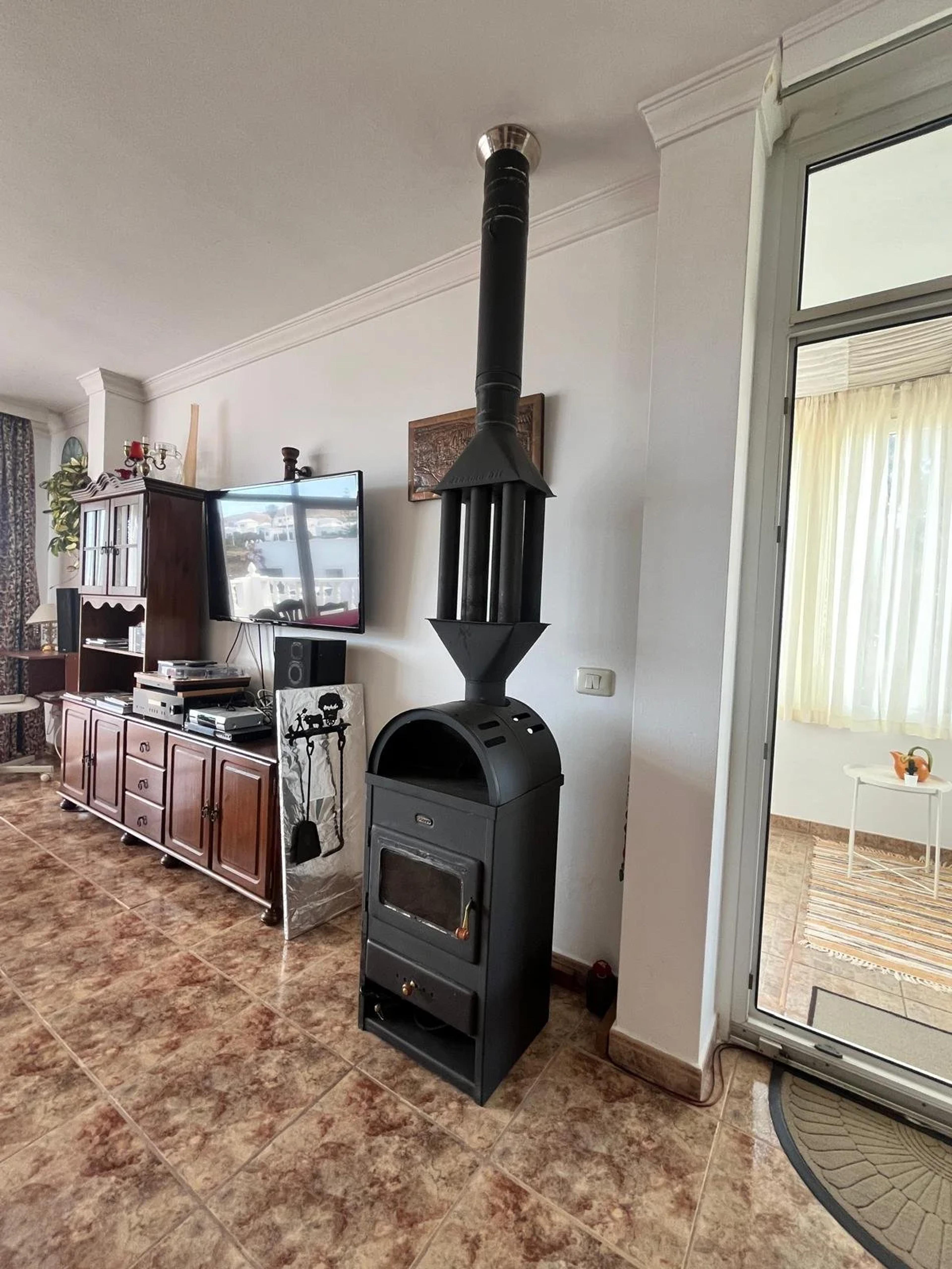 Country house with mature garden, Güime — Güime (7)
