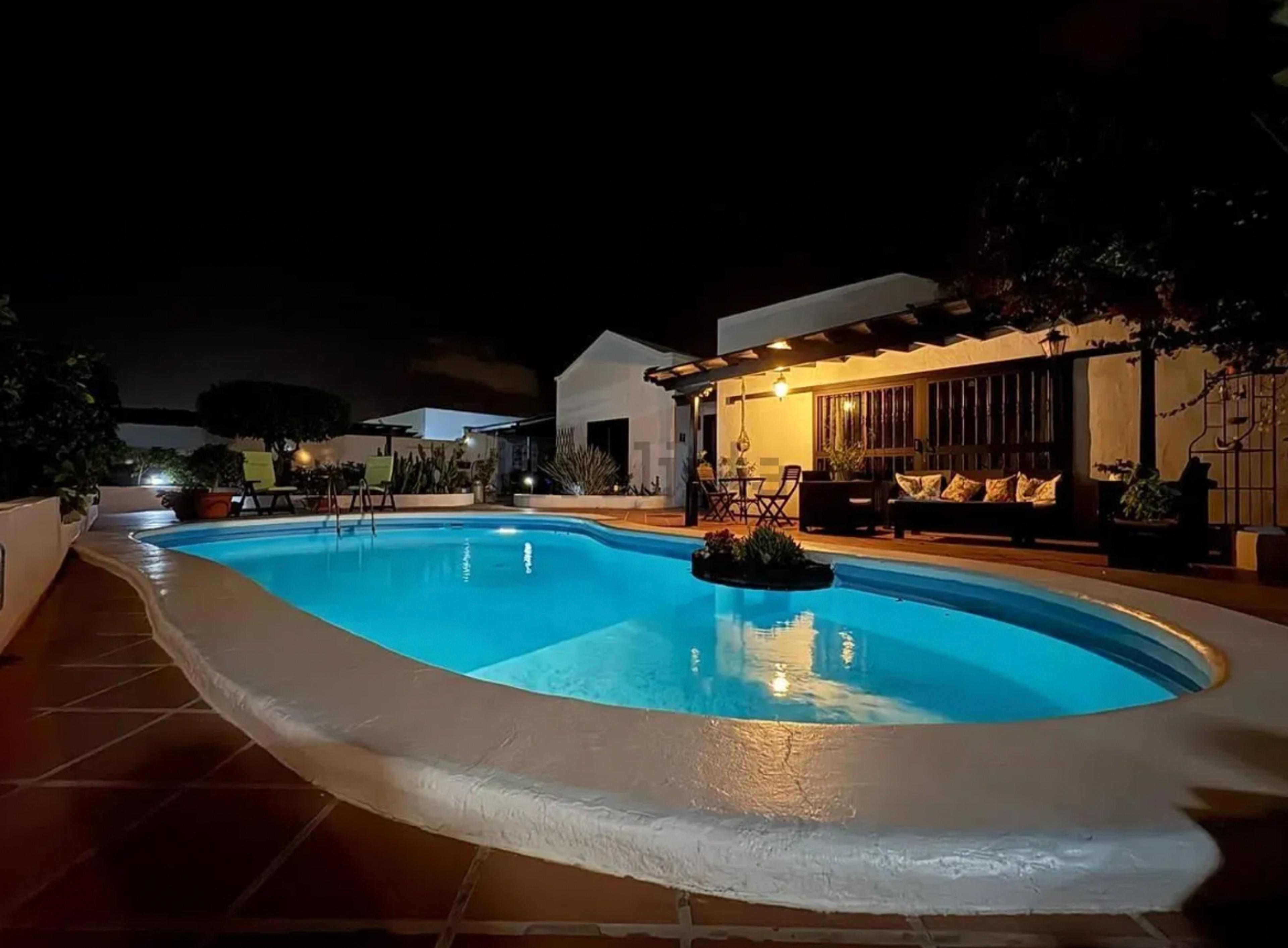 Detached villa by the sea, El Cable — El Cable (2)