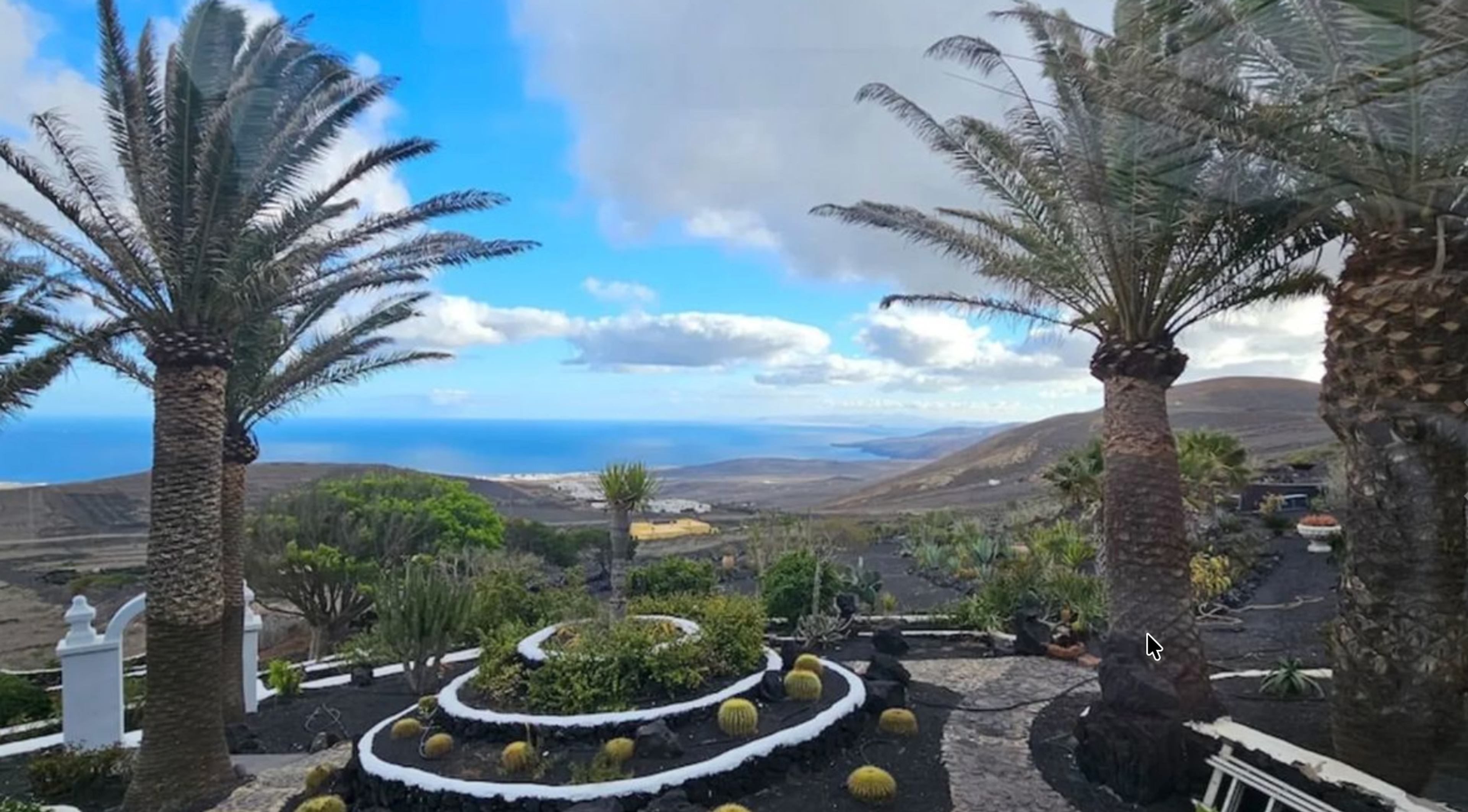 Private sanctuary in La Asomada
