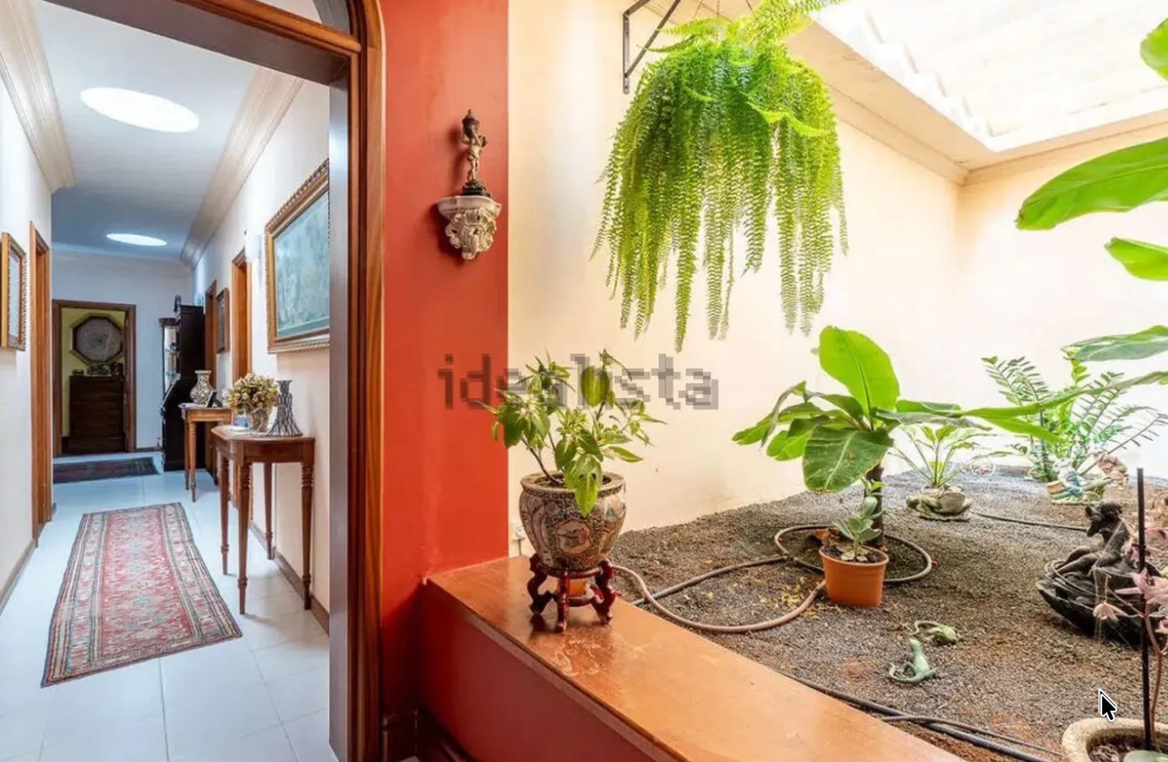 Detached Villa in El Cable-La Concha