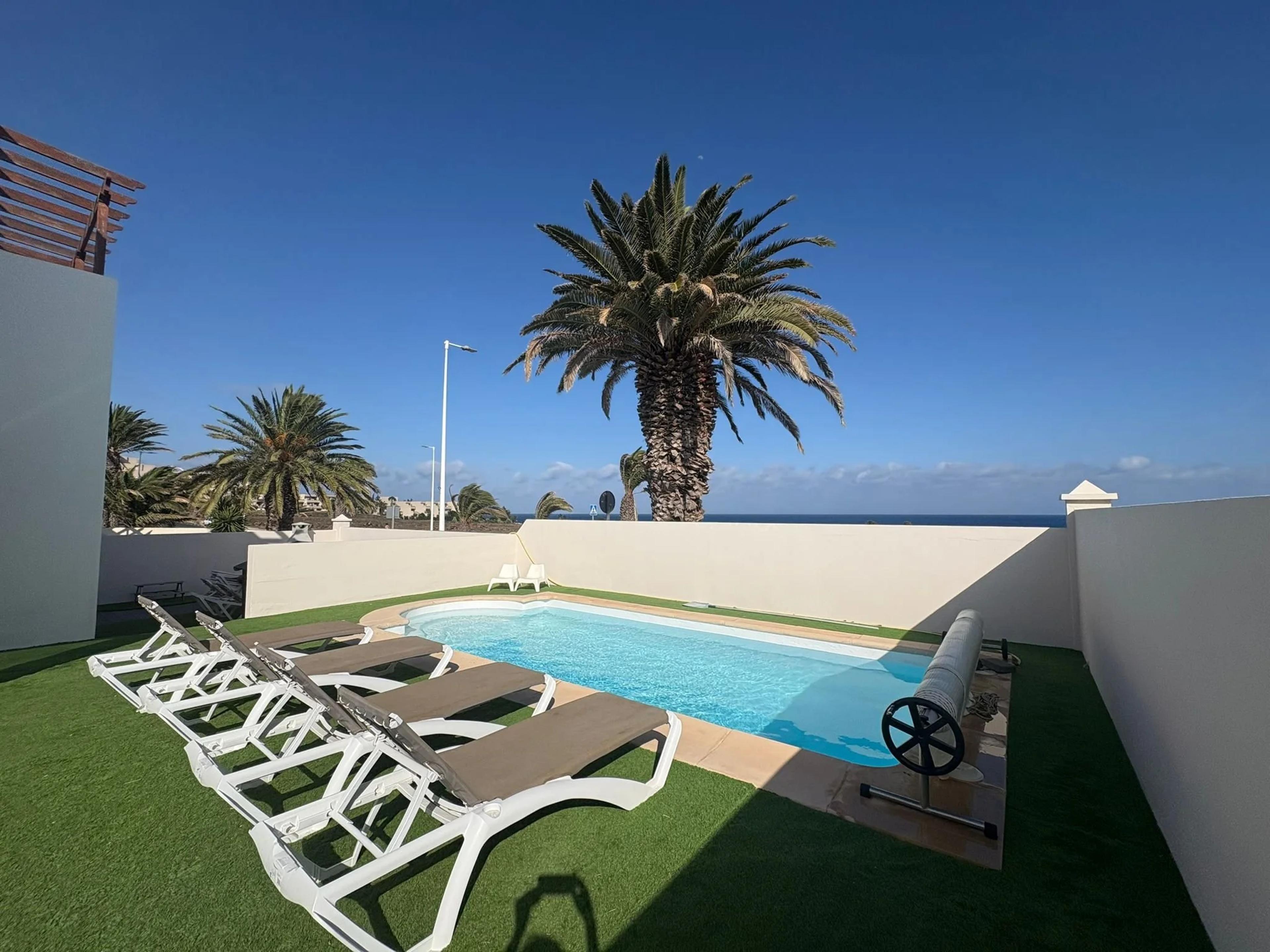 Villa with private pool, Costa Teguise — Costa Teguise (7)