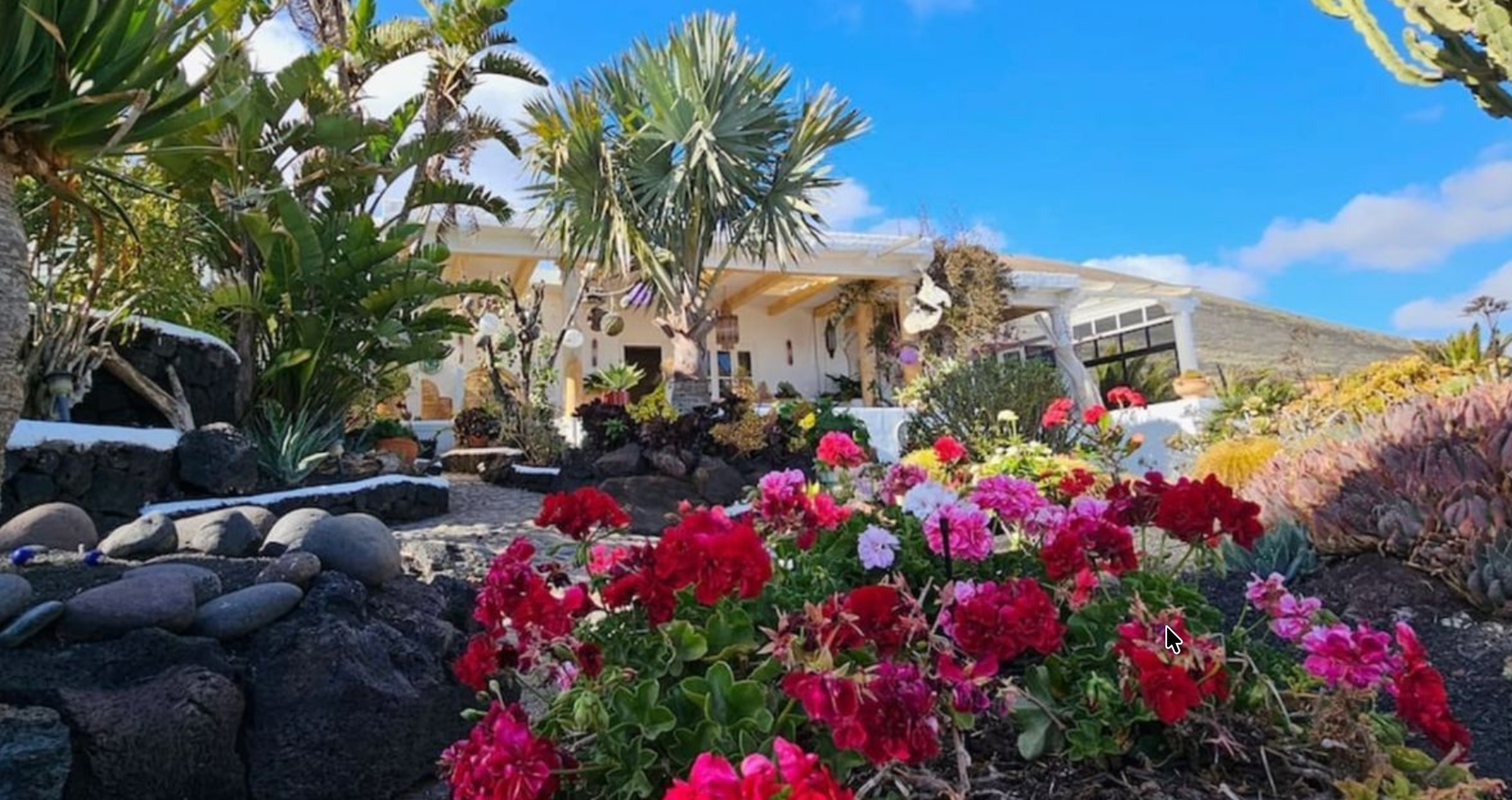 Private sanctuary in La Asomada