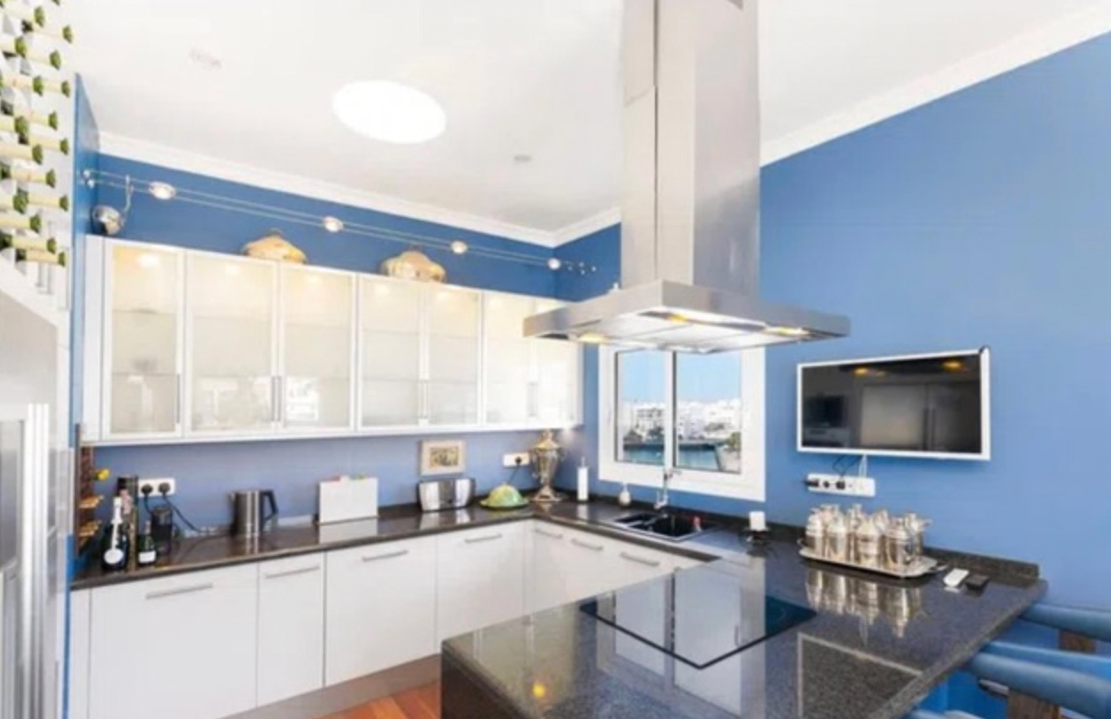 Townhouse in the heart of Arrecife — Arrecife (16)