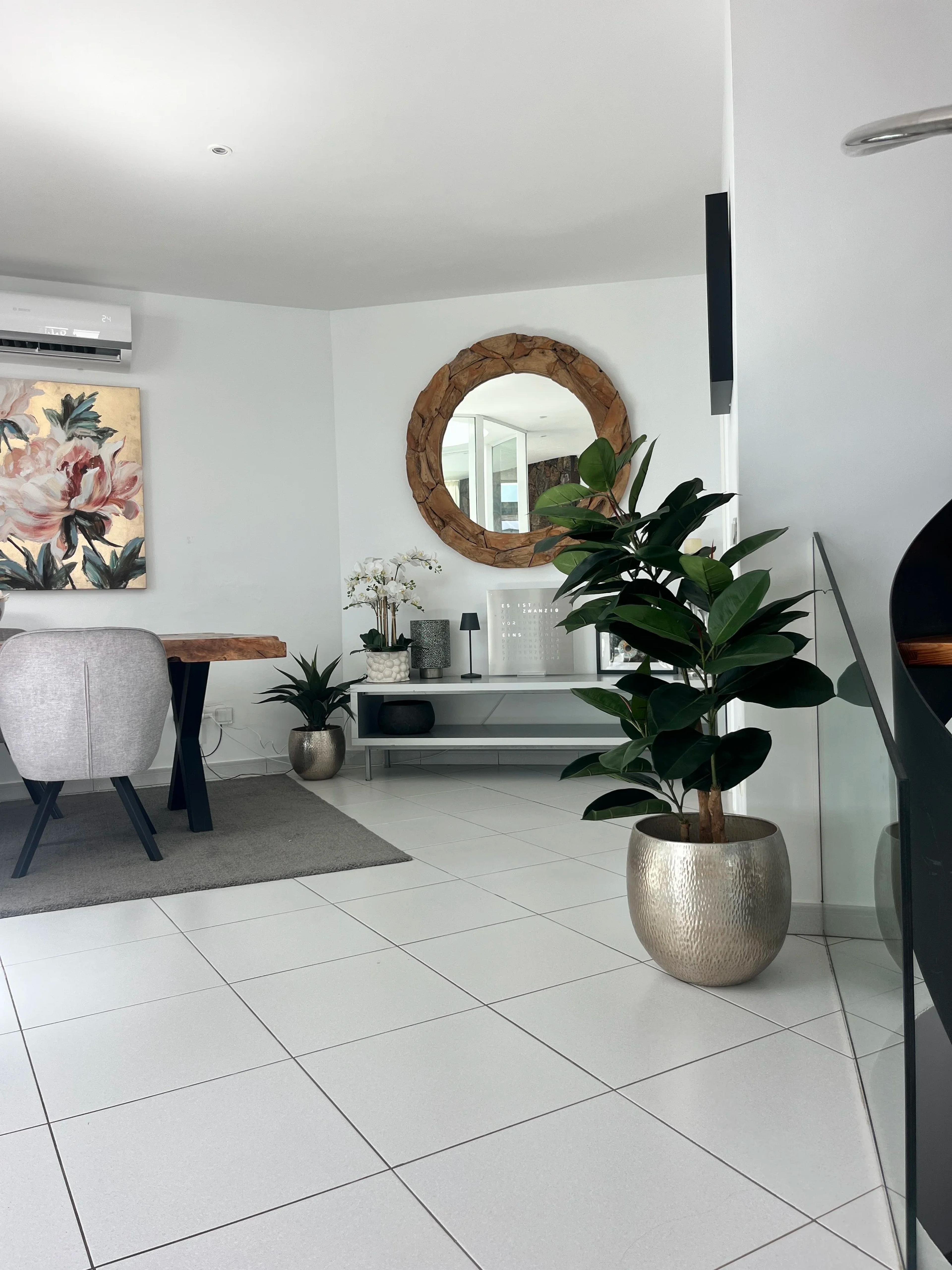 Architectural villa with Atlantic views, Tías — Tías (48)