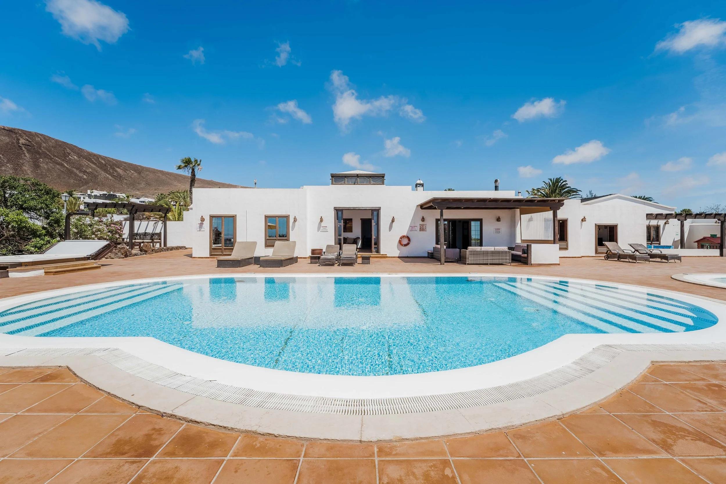 Playa Blanca villa